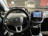 Peugeot 2008 Allure PureTech 110 SS 6 Vel. MAN