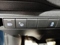 TOYOTA Corolla 2.0 180H STYLE ECVT