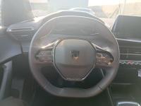 Peugeot 2008 Allure Pack Puretech 100 SS 6 Vel. MAN