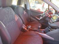 Peugeot 2008 Active 1.2L PureTech 82