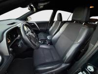 TOYOTA Rav4 2.5l hybrid 4WD Feel