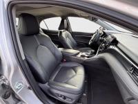 TOYOTA Camry 2.5 220H Advance