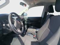 TOYOTA Hilux 2.4 D4D Cabina Doble GX