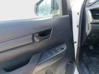 TOYOTA Hilux 2.4 D4D Cabina Doble GX