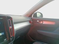 Volvo Xc40 2.0 B4 G AWD Momentum Pro Auto