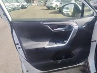 TOYOTA Rav4 2.5l 220H Advance Plus