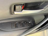 TOYOTA Corolla 2.0 180H STYLE ECVT