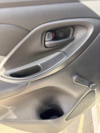TOYOTA Yaris 1.5 120H Business Plus