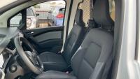 Renault Kangoo Furgón L1 1.5 Blue dCi 70kW Ábr. Sésamo por Ren