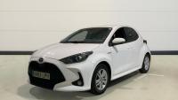 Toyota Yaris 1.5 120H Business Plus