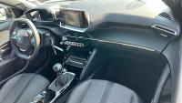 Peugeot 2008 Allure Pack Puretech 100 SS 6 Vel. MAN