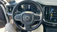 Volvo V60 2.0 B4 (D) Momentum Pro Auto