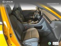 LEXUS Lbx Emotion+