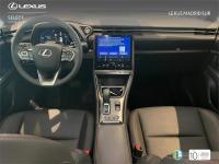 LEXUS Lbx Elegant+ Black