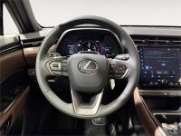 LEXUS Lbx Elegant+