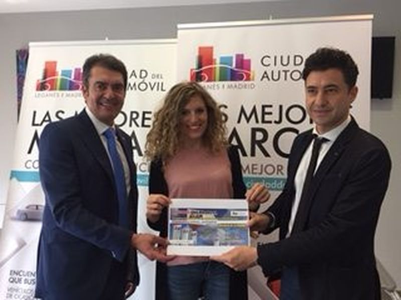 Sara Márquez Gil, ganadora del cheque regalo de 1.000€