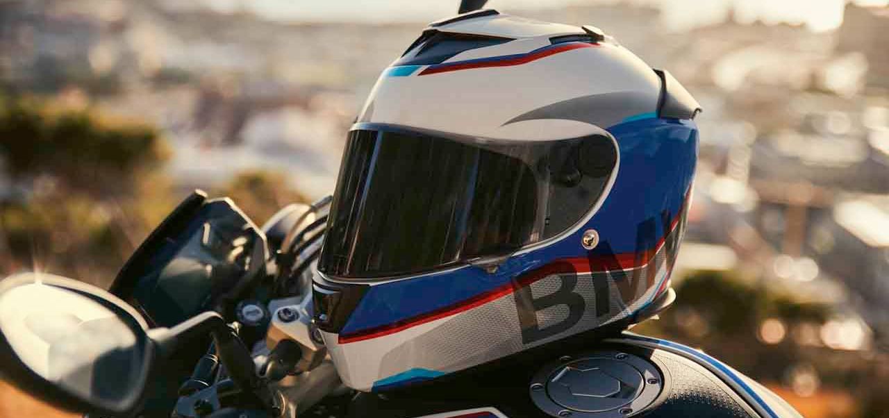 Momentum Motorrad sortea un casco BMW Street X Thunder